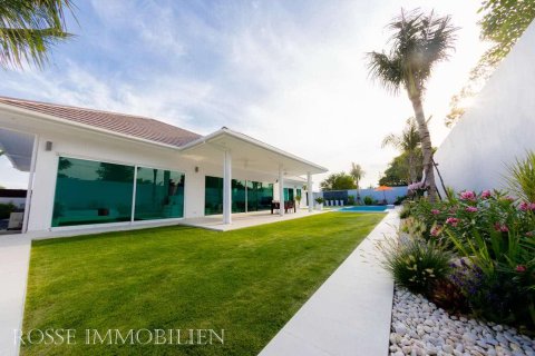 Chalet de 3 dormitorios en Hua Hin, Tailandia № 166487 - foto 2