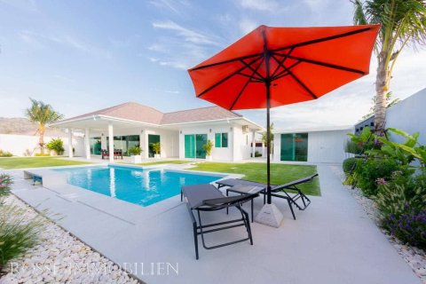 Chalet de 3 dormitorios en Hua Hin, Tailandia № 166487 - foto 3