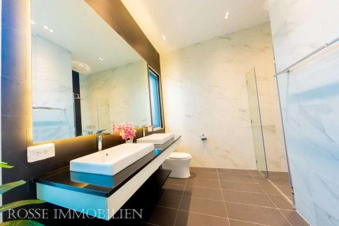 Chalet de 3 dormitorios en Hua Hin, Tailandia № 166487 - foto 8