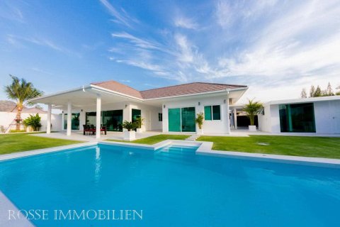 Chalet de 3 dormitorios en Hua Hin, Tailandia № 166487