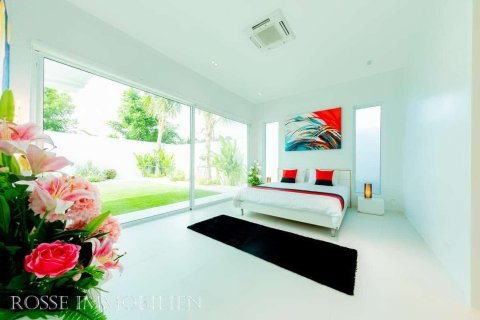 Chalet de 3 dormitorios en Hua Hin, Tailandia № 166487 - foto 7