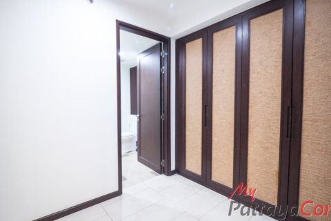 Condominio de 1 dormitorio en Bang Lamung, Tailandia № 203372 - foto 12