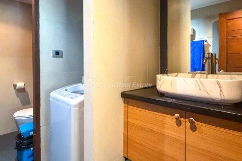 Condominio de 2 dormitorios en Bang Lamung, Tailandia № 203369 - foto 11