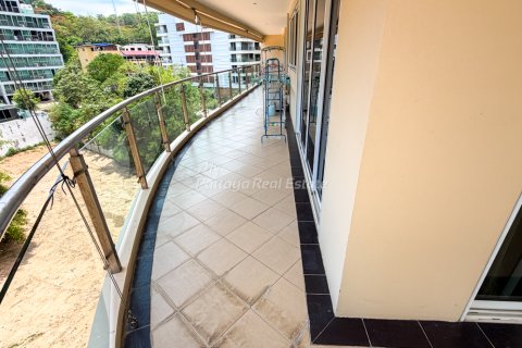 Condominio de 2 dormitorios en Bang Lamung, Tailandia № 203369 - foto 23
