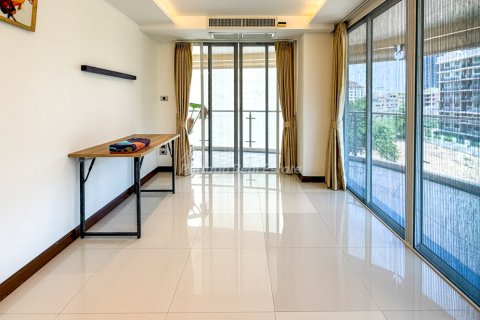 Condominio de 2 dormitorios en Bang Lamung, Tailandia № 203369 - foto 7