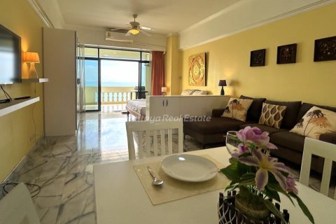 Estudio en el condominio en Pattaya, Tailandia № 203370 - foto 2