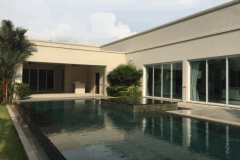 Casa de 3 dormitorios en Pattaya, Tailandia № 202728 - foto 4