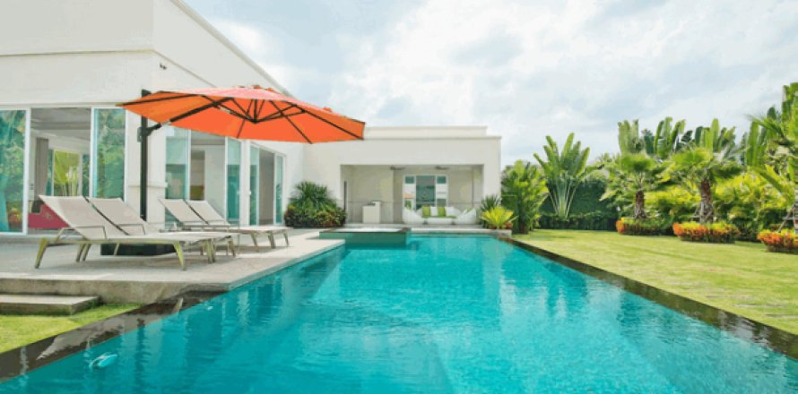 Casa de 3 dormitorios en Pattaya, Tailandia № 202724