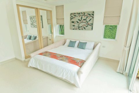 Casa de 3 dormitorios en Pattaya, Tailandia № 202724 - foto 4