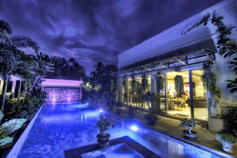Casa de 4 dormitorios en Pattaya, Tailandia № 202726 - foto 5