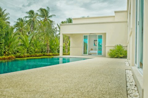 Casa de 3 dormitorios en Pattaya, Tailandia № 202729 - foto 3