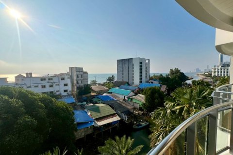 Condo in Pattaya, Thailand, 2 bedrooms  № 167002
