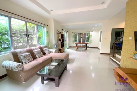 Casa de 3 dormitorios en San Kamphaeng, Tailandia № 55386 - foto 8