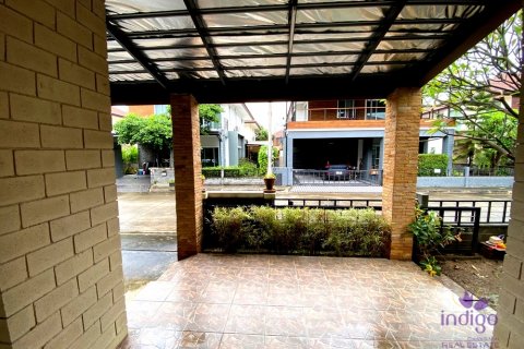 Casa de 3 dormitorios en San Kamphaeng, Tailandia № 55386 - foto 5