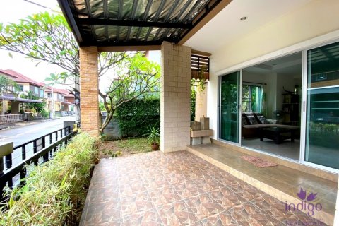 Casa de 3 dormitorios en San Kamphaeng, Tailandia № 55386 - foto 4