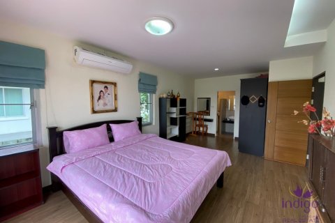 Casa de 3 dormitorios en San Kamphaeng, Tailandia № 55386 - foto 17
