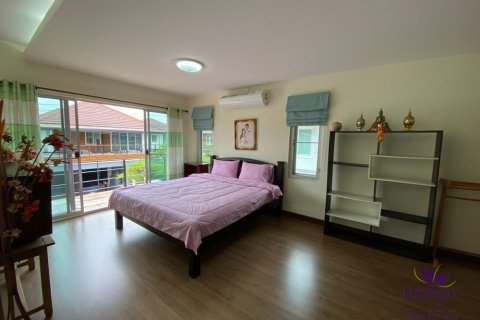 Casa de 3 dormitorios en San Kamphaeng, Tailandia № 55386 - foto 15