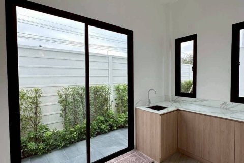 Chalet de 3 dormitorios en Pattaya, Tailandia № 173984 - foto 5