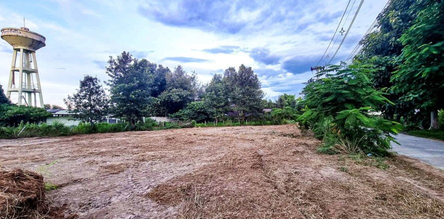 Terreno en Chiang Mai, Tailandia № 205543