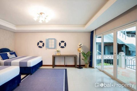 Haus in Pattaya, Thailand 4 Schlafzimmer № 168148 - Foto 13