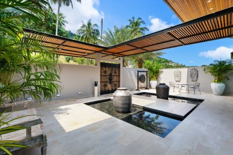 Casa de 6 dormitorios en Ko Samui, Tailandia № 180725 - foto 13