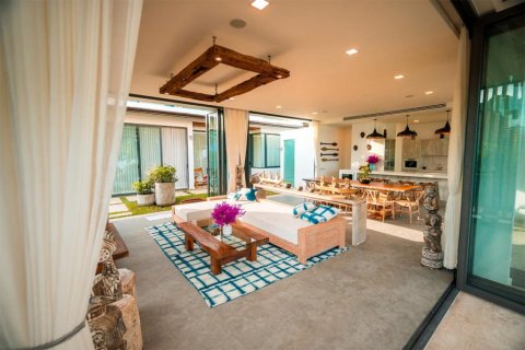 Casa de 6 dormitorios en Ko Samui, Tailandia № 180726 - foto 16