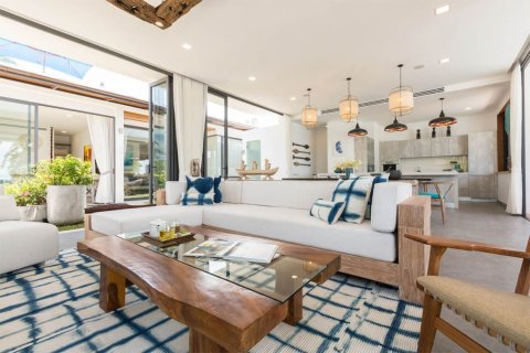 Casa de 6 dormitorios en Ko Samui, Tailandia № 180726 - foto 15