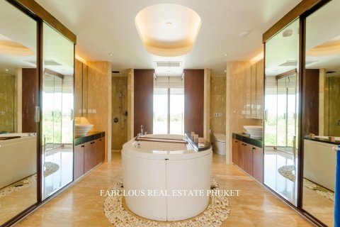 Chalet de 6 dormitorios en Ko Kaeo, Tailandia № 179738 - foto 8