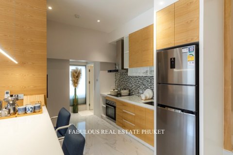 Villa in Bang Tao, Thailand 3 bedrooms № 179737 - photo 14