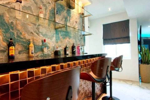 Chalet de 3 dormitorios en Pattaya, Tailandia № 158771 - foto 5