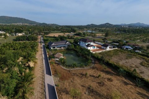Chalet de 3 dormitorios en Pran Buri, Tailandia № 158773