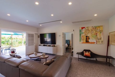 Chalet de 3 dormitorios en Hua Hin, Tailandia № 158770 - foto 5