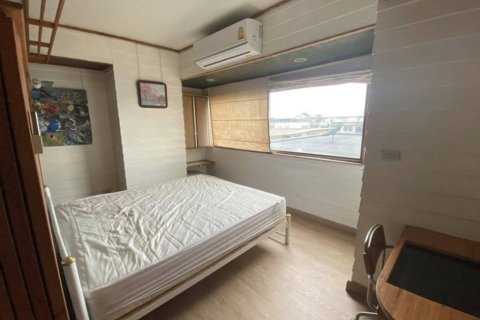 Condominio de 10 dormitorios en Bangkok, Tailandia № 158772 - foto 4
