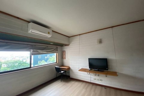 Condominio de 10 dormitorios en Bangkok, Tailandia № 158772 - foto 8