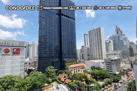 Condo in Watthana, Bangkok, Thailand, 2 bedrooms  № 200839 - photo 2