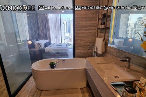 Condo in Watthana, Bangkok, Thailand, 2 bedrooms  № 200839 - photo 26