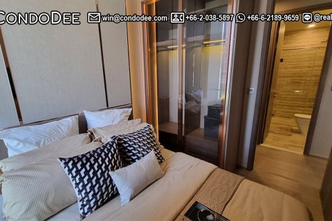 Condo in Watthana, Bangkok, Thailand, 2 bedrooms  № 200839 - photo 17