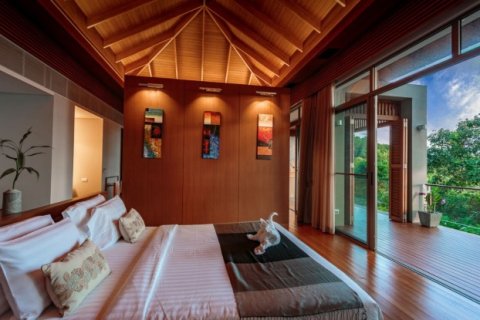 Chalet de 6 dormitorios en Kamala, Tailandia № 191136 - foto 23