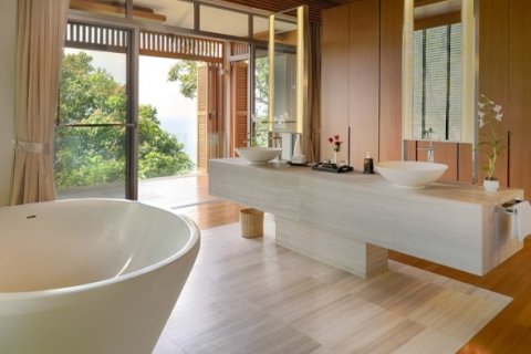 Chalet de 6 dormitorios en Kamala, Tailandia № 191136 - foto 24