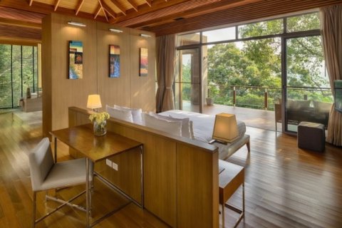 Chalet de 6 dormitorios en Kamala, Tailandia № 191136 - foto 25