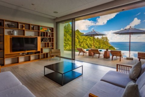 Chalet de 6 dormitorios en Kamala, Tailandia № 191136 - foto 7