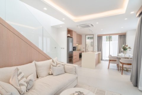 Villa in Phuket, Thailand 3 bedrooms № 191135 - photo 7
