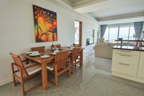 Condo à Surat Thani, Thaïlande, 2 chambres № 162303 - photo 5