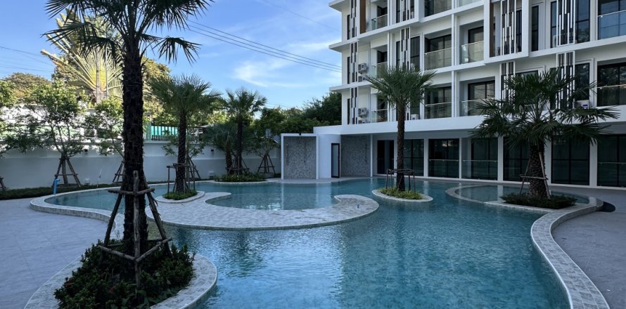 Studio dans le Condo à Pattaya, Thaïlande  № 170719