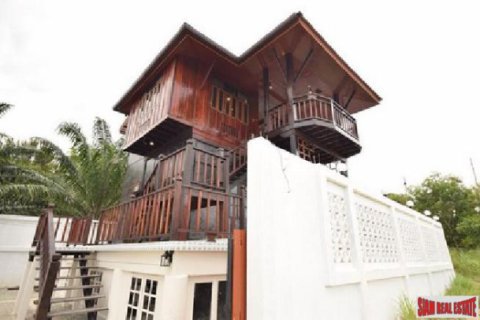 Casa de 2 dormitorios en Pattaya, Tailandia № 202964 - foto 3
