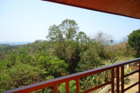 Terreno 186 m2 en Ko Lanta Yai, Tailandia № 202965 - foto 4