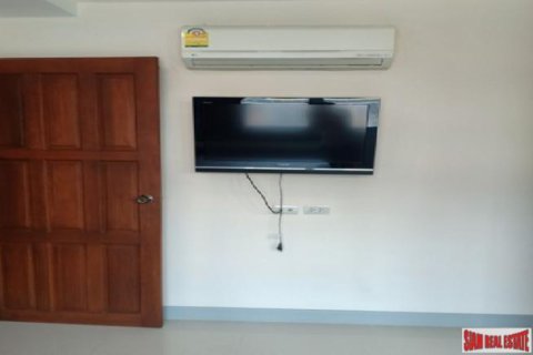 Apartamento de 2 dormitorios en Jomtien Beach, Pattaya, Tailandia № 202961 - foto 3
