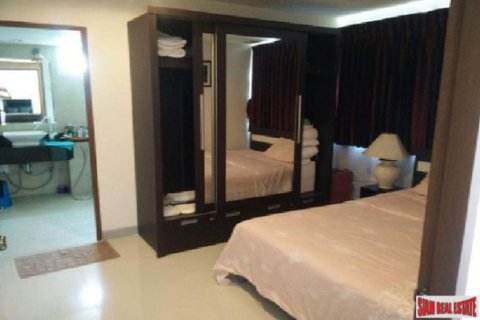 Apartamento de 2 dormitorios en Jomtien Beach, Pattaya, Tailandia № 202961 - foto 5