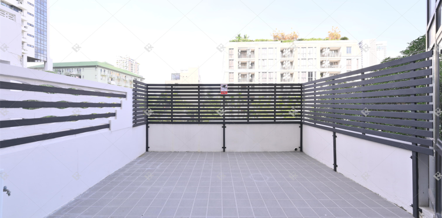 Condominio de 2 dormitorios en Bangkok, Tailandia № 186600