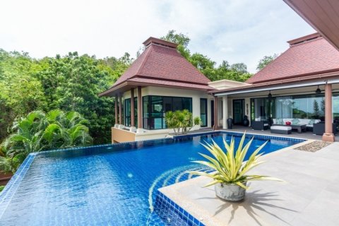 Chalet de 5 dormitorios en Hua Hin, Tailandia № 168604 - foto 3